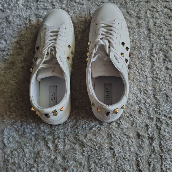 MEN Sneaker - Picture 3 of 4